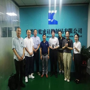 歡迎外國客戶朋友考察參觀乾成公司